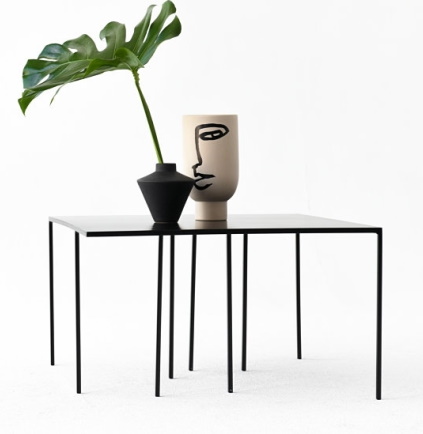 Czarny stolik kawowy minimalistyczny Object0014 NGDesign.